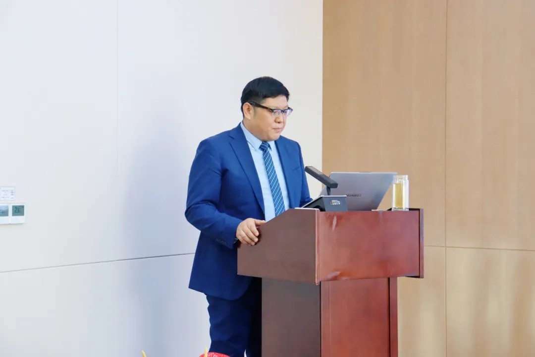 1738982178746679135243997184.jpg 图片