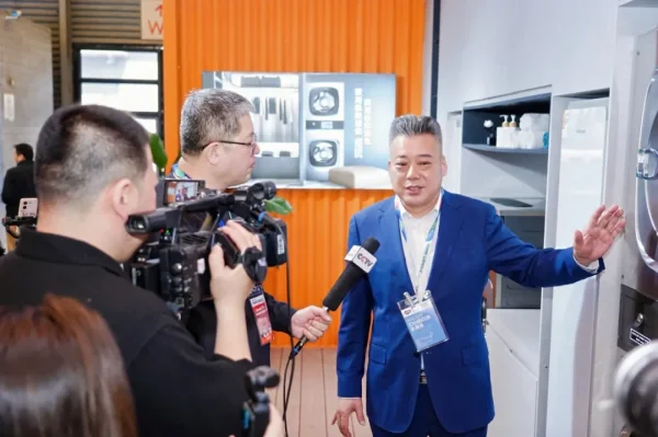 小鸭上央视了！