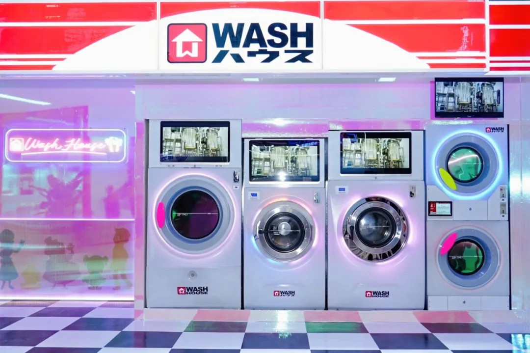 1743036372763683656713564160.jpg 图片