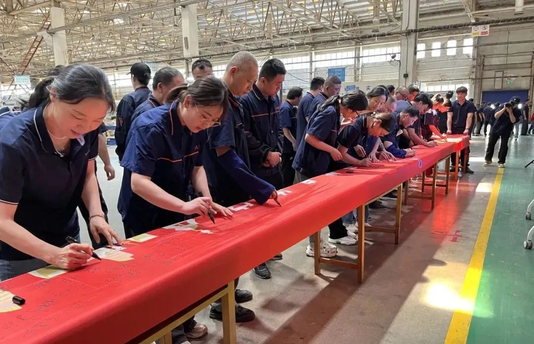 1749213772789593552380022785.jpg 图片