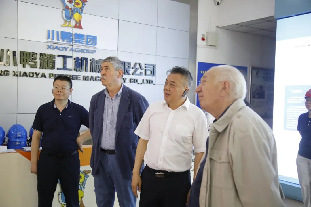 1753750382808621474571210752.jpg 图片