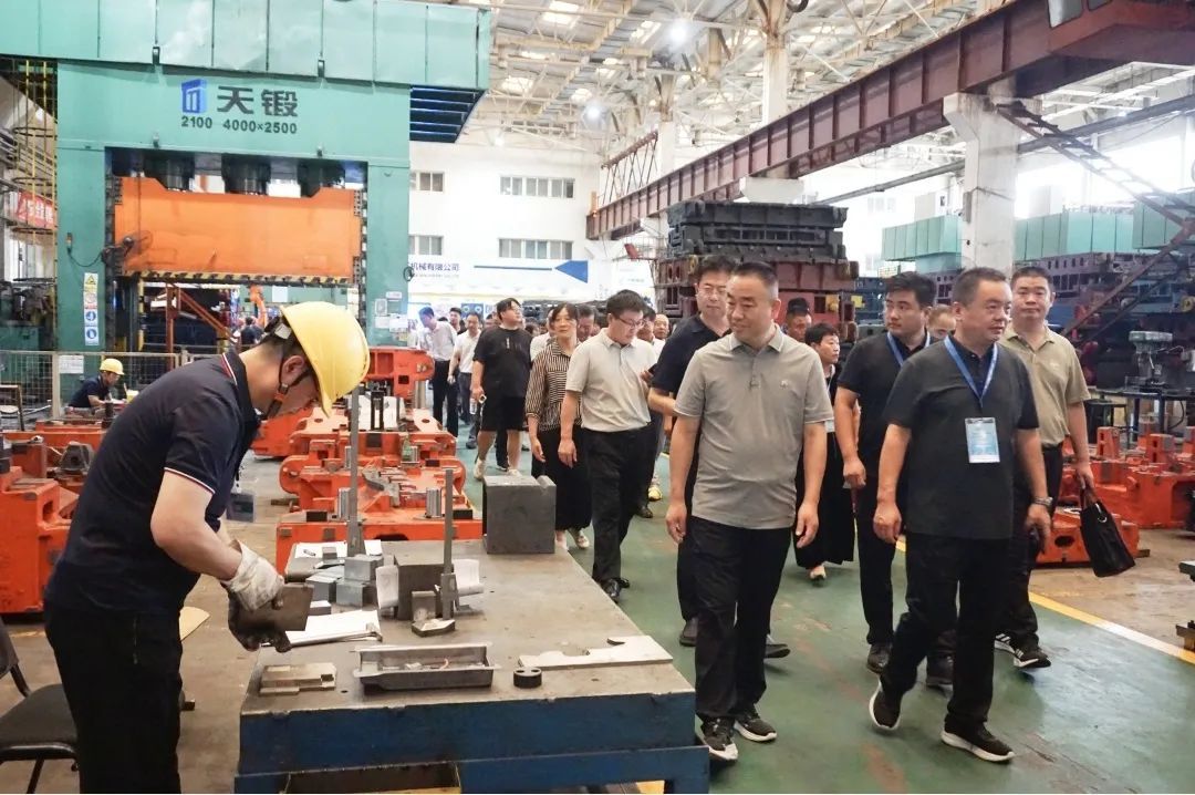 1755395307815520788312727552.jpg 图片