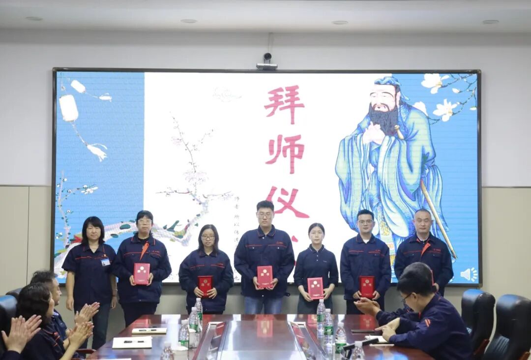 1759994763834812303573082112.jpg 图片