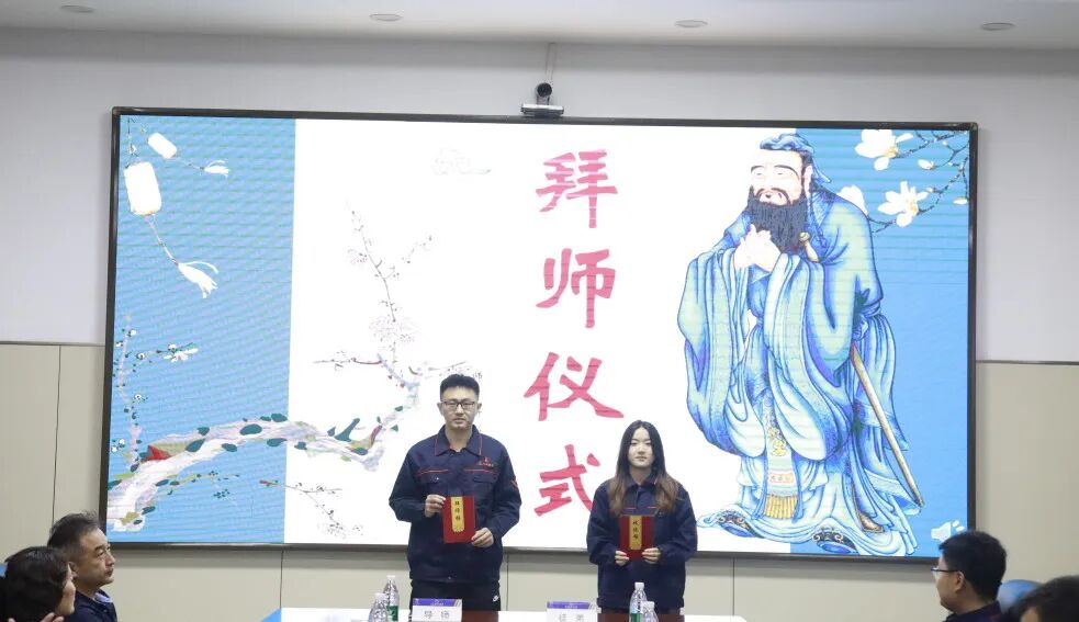 1759994763834812303732473856.jpg 图片