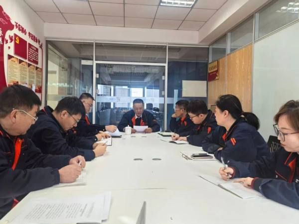 实干担当 攻坚克难 | 小鸭小家电公司举行第四季度专题党课