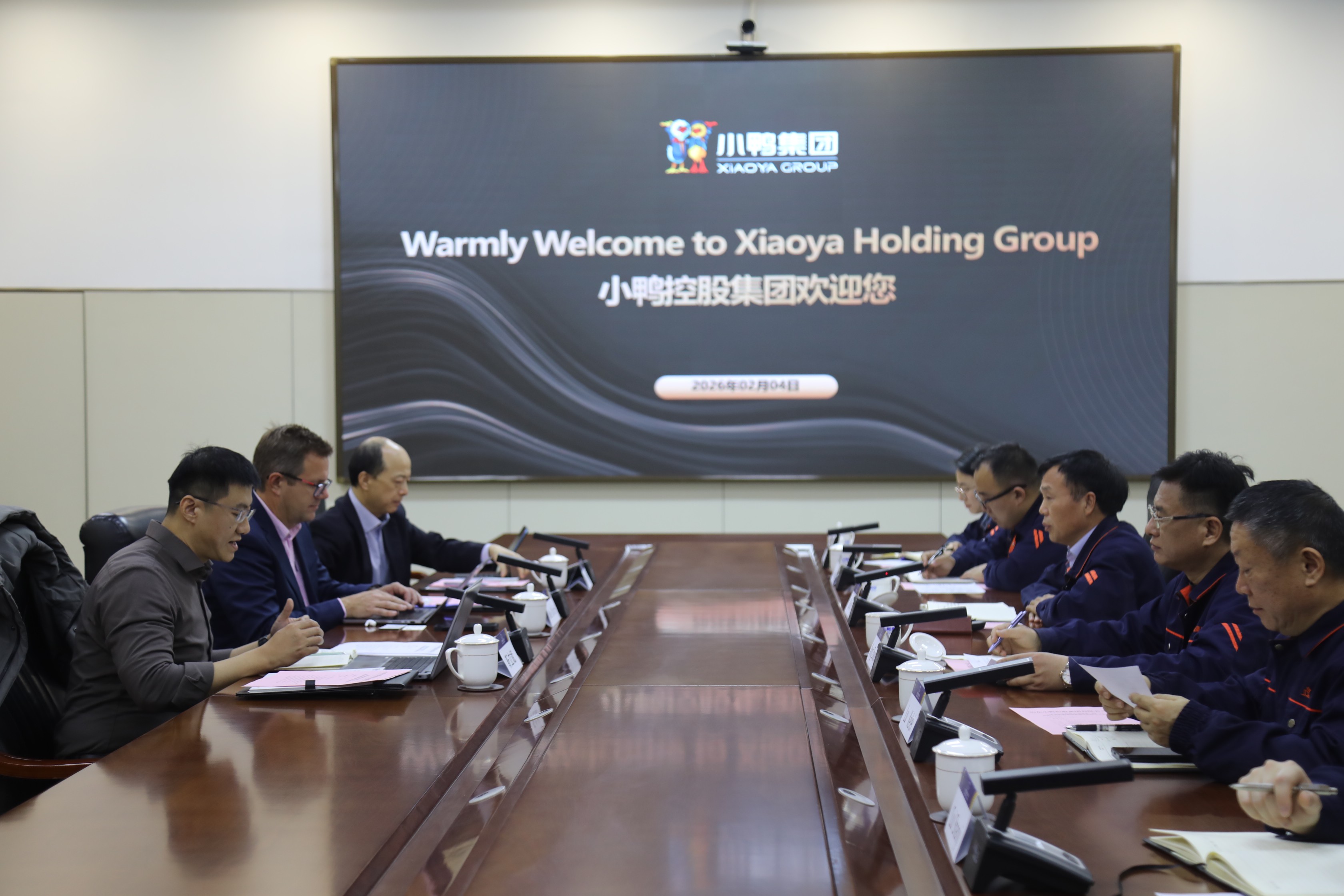 共绘发展蓝图丨小鸭控股集团与斐雪派克科技公司签署战略合作协议