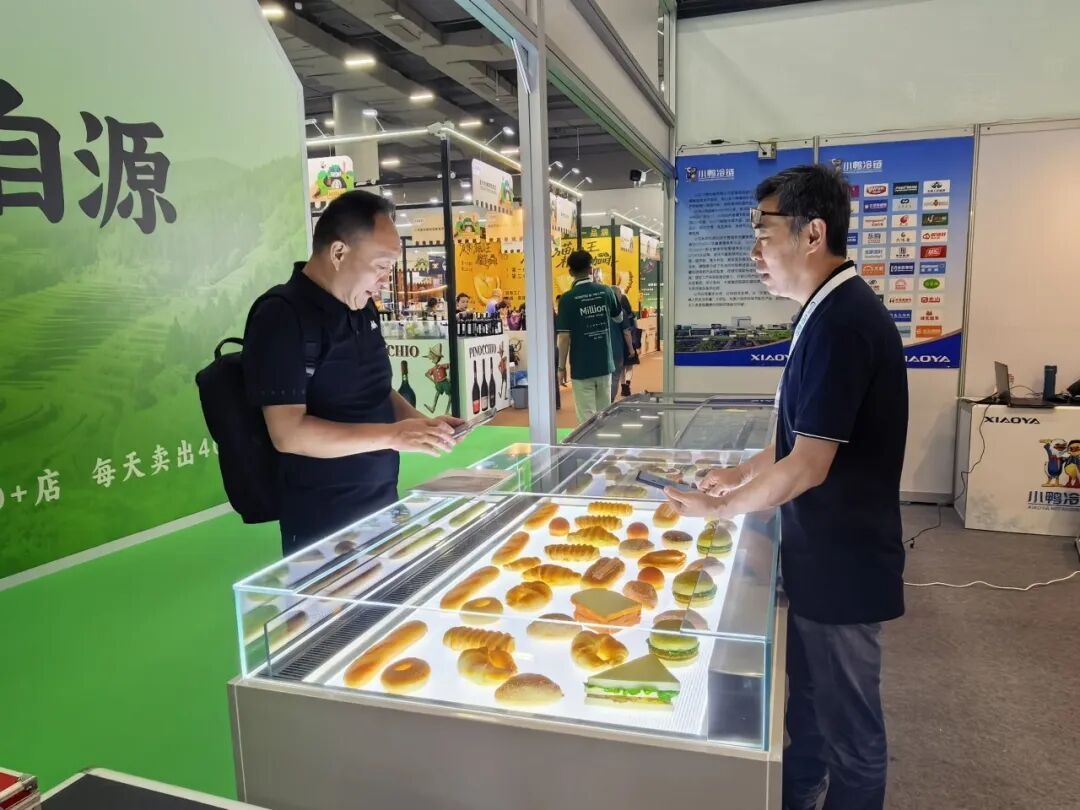 1779436649916357482896908288.jpg 图片