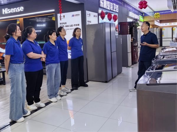 小鸭“逐浪计划”走进天水，赋能终端引爆新品势能