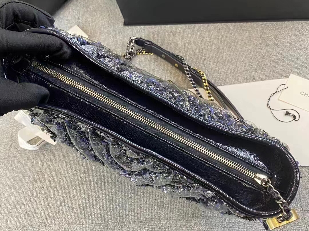 Chanel香奈儿流浪中号包包