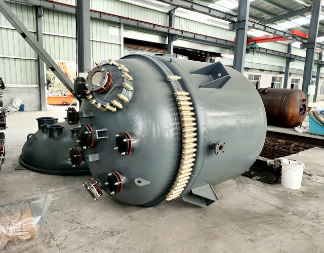 K5000L搪玻璃反应罐