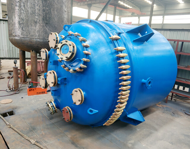 K8000L搪玻璃反应罐