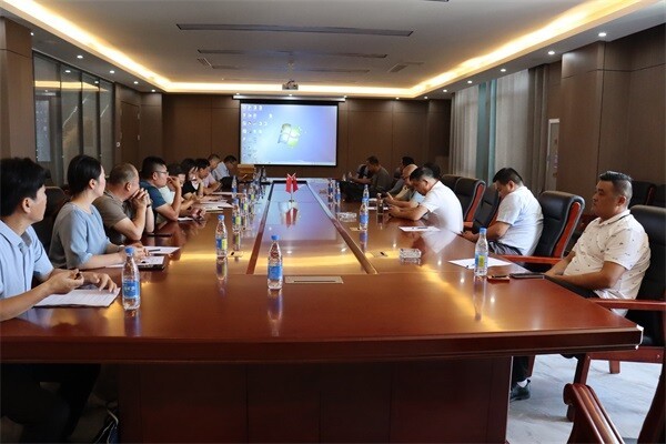 231647505.jpg 231647505.jpg