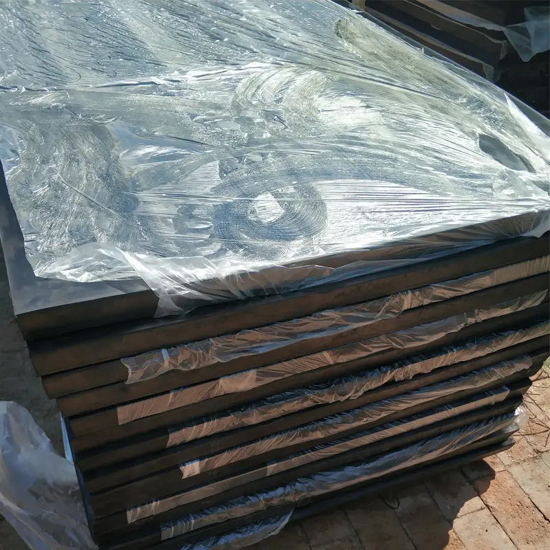 防滑橡胶板具有高硬度和普通物理机械性能