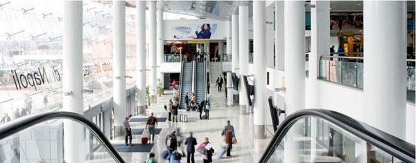 扶梯及自行人行梯