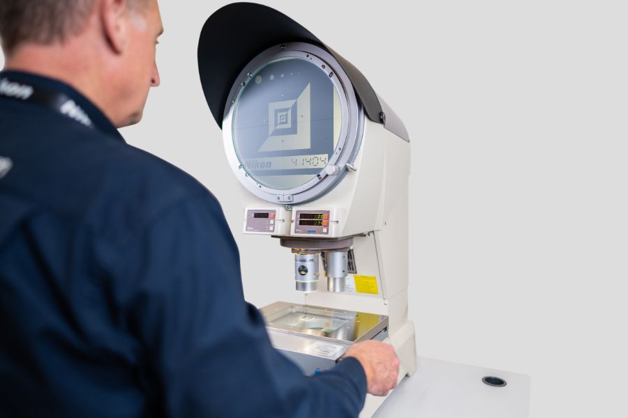 尼康V12B投影仪亮点2 尼康V12B投影仪亮点2