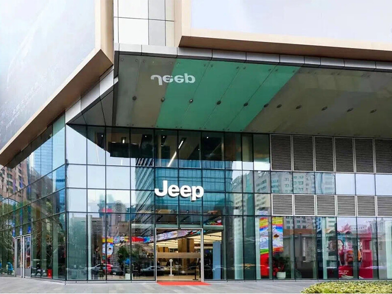 Jeep全球首家概念店——Jeep探享中心，显示屏解决方案交付使用