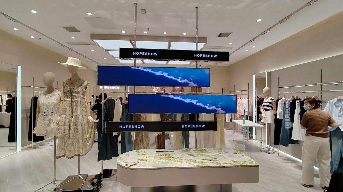 品牌服装店LED显示屏这样装档次一下上来了_3_滨星彩大屏-阿屏_来自小红书网页版 品牌服装店LED显示屏这样装档次一下上来了_3_滨星彩大屏-阿屏_来自小红书网页版