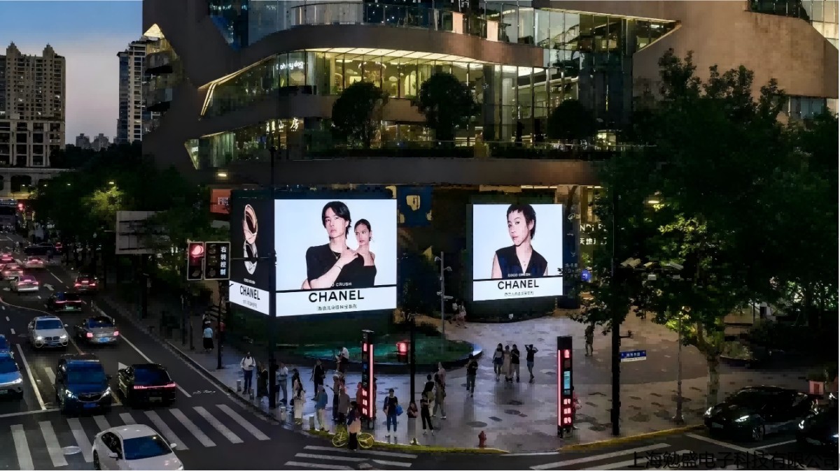 上海新天地大屏|户外广告投的是品牌优越感_4_户外广告投放局_来自小红书网页版 上海新天地大屏|户外广告投的是品牌优越感_4_户外广告投放局_来自小红书网页版