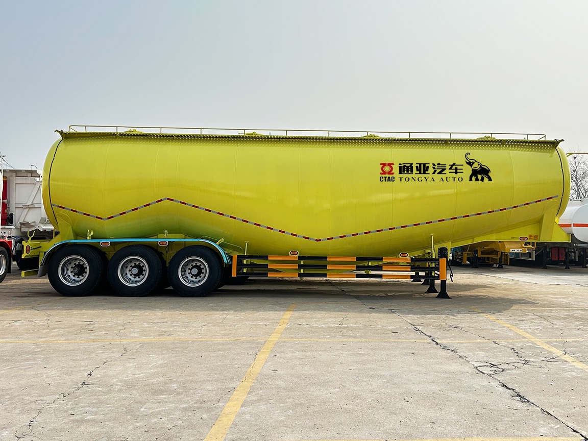 Powder Tanker Semi Trailer with 2 Compartment