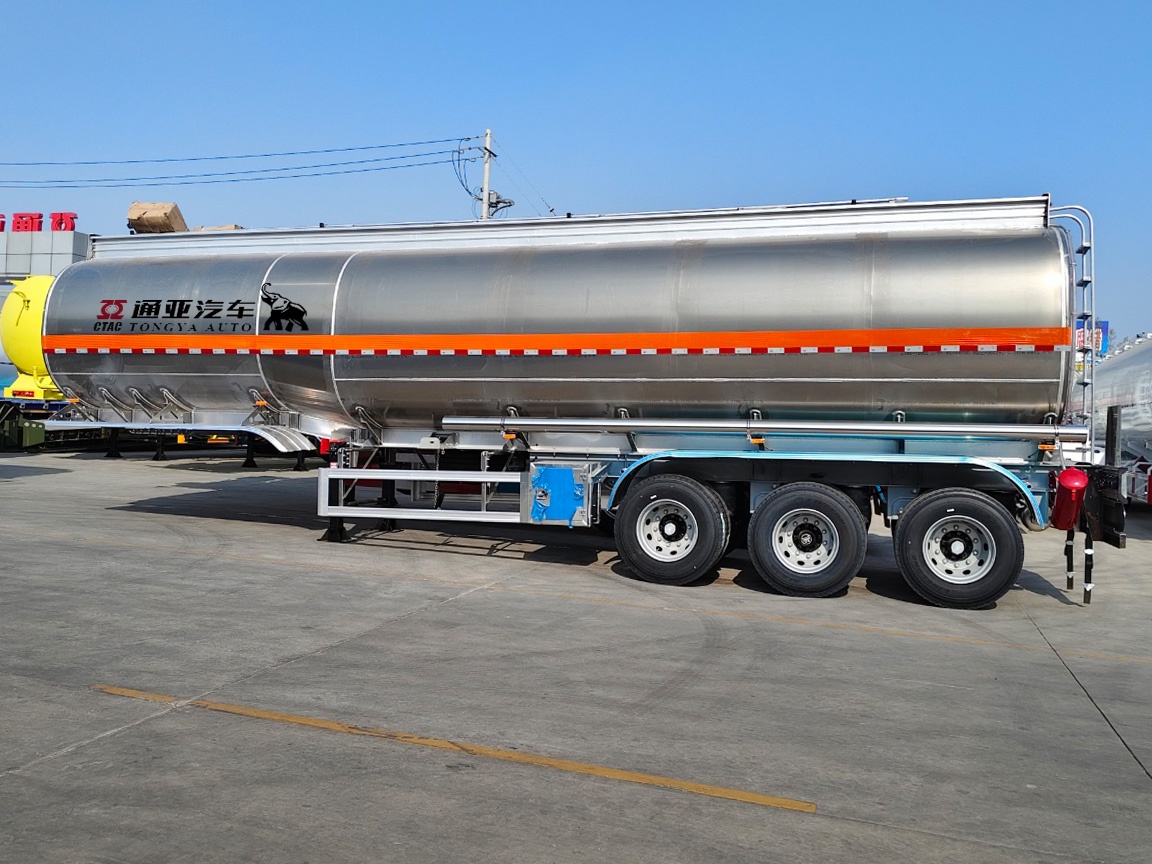 Aluminum Alloy Fuel Tanker Semi Trailer