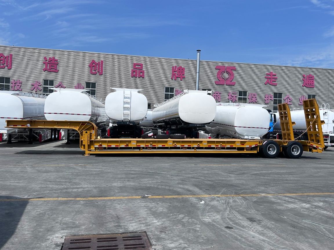 2Line 4Axle Lowbed Semi Trailer