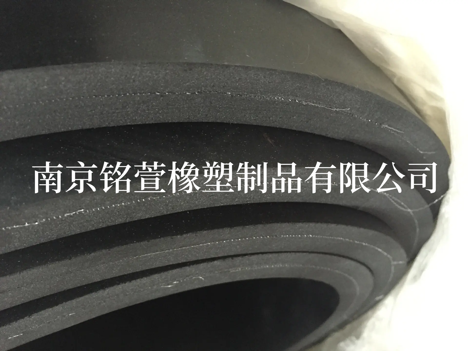 夹钢丝网橡胶板