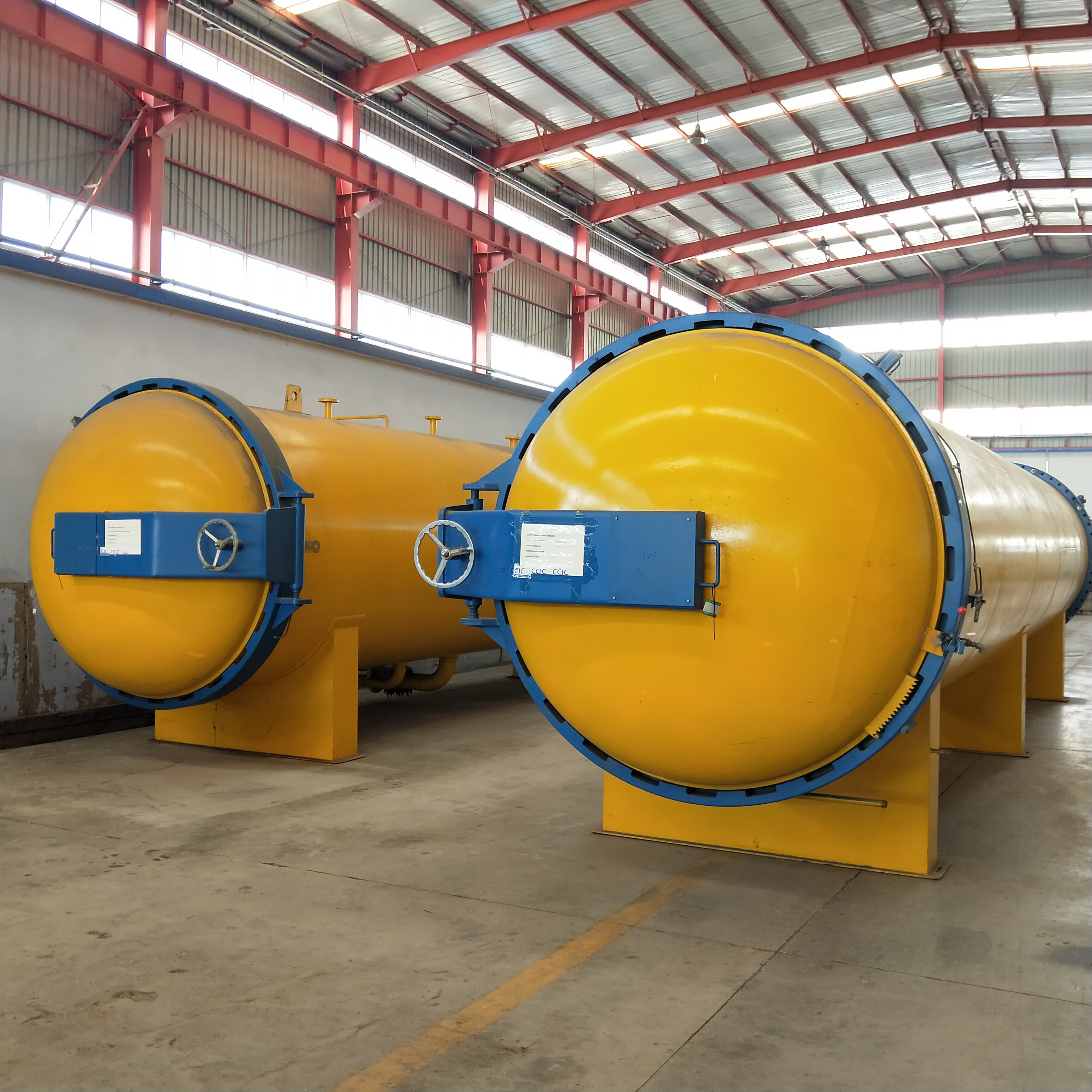 10.木材真空高压罐是什么样的设备