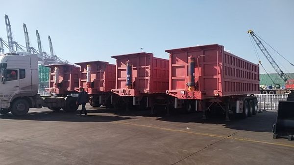 Rear Tipper Trailer (3)@1x