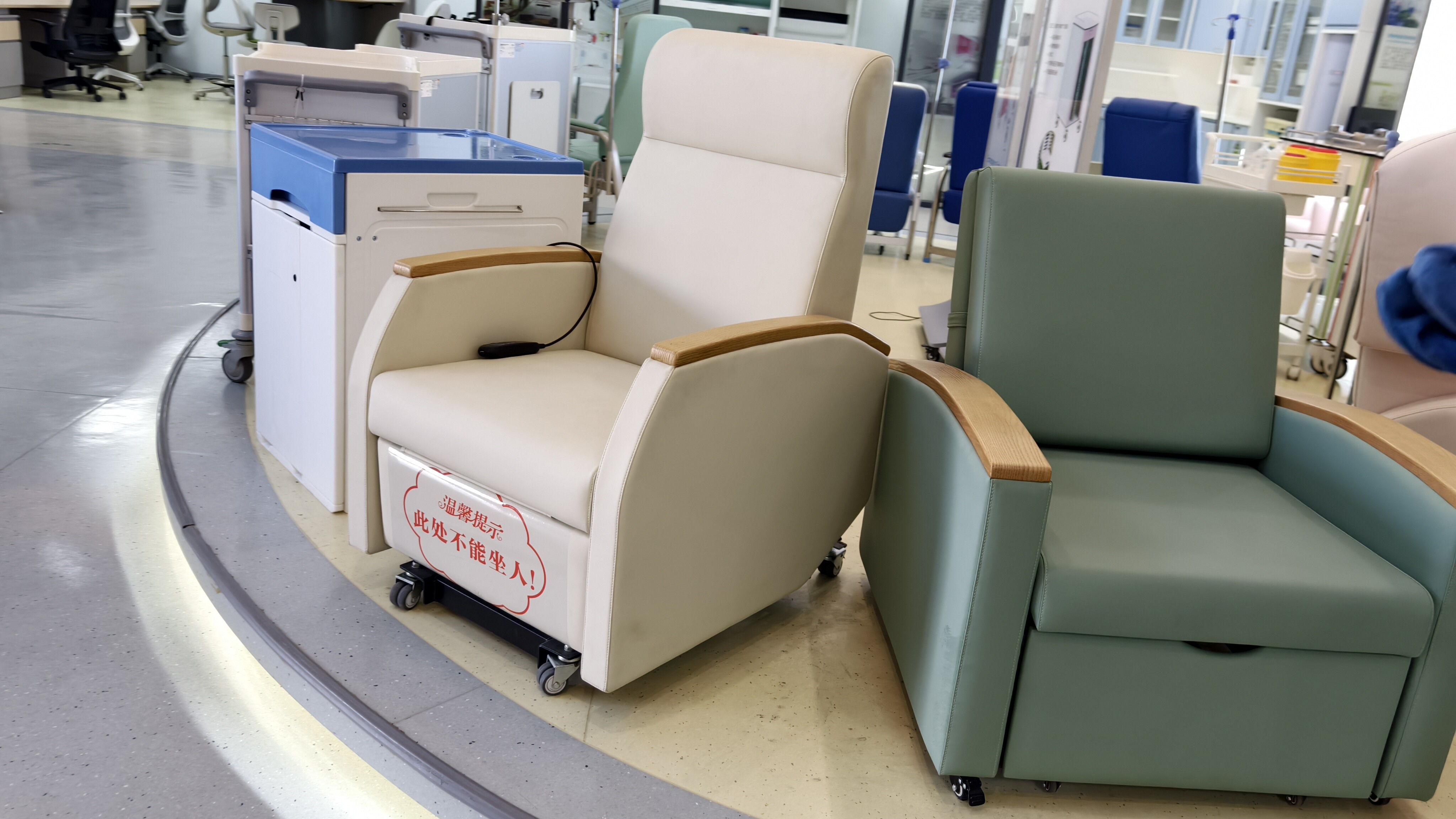 银发经济浪潮下，养老家具的机遇与挑战