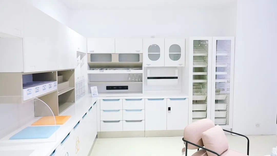 医疗治疗室医用操作柜 医用钢柜 医疗治疗室医用操作柜 医用钢柜