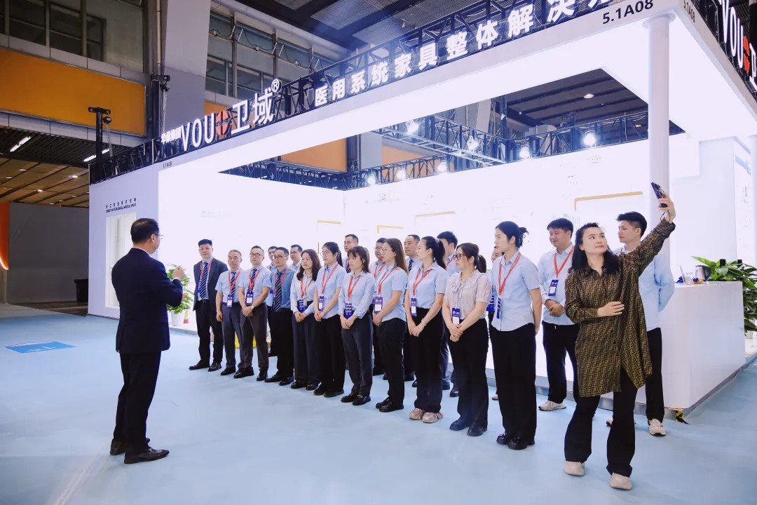 广东华燊实业 医疗家具品牌 参展55届广州国际家具博览会 广东华燊实业 医疗家具品牌 参展55届广州国际家具博览会