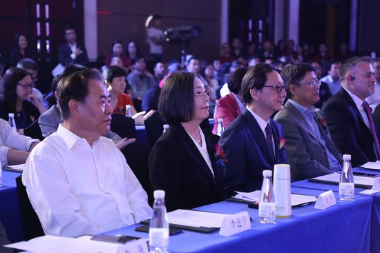 20170511144337debc6_550.png 20170511144337debc6_550.png