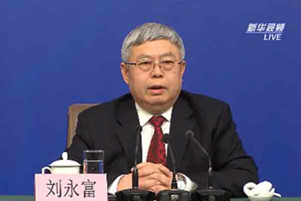 国务院扶贫办：易地扶贫搬迁，“一人6万”这个钱花得值