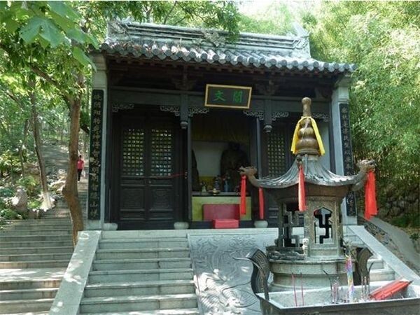 1732071846717695104241893378.jpg style=