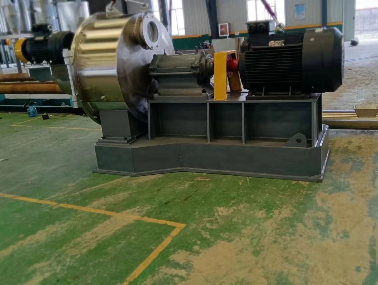 1000型超微粉碎机