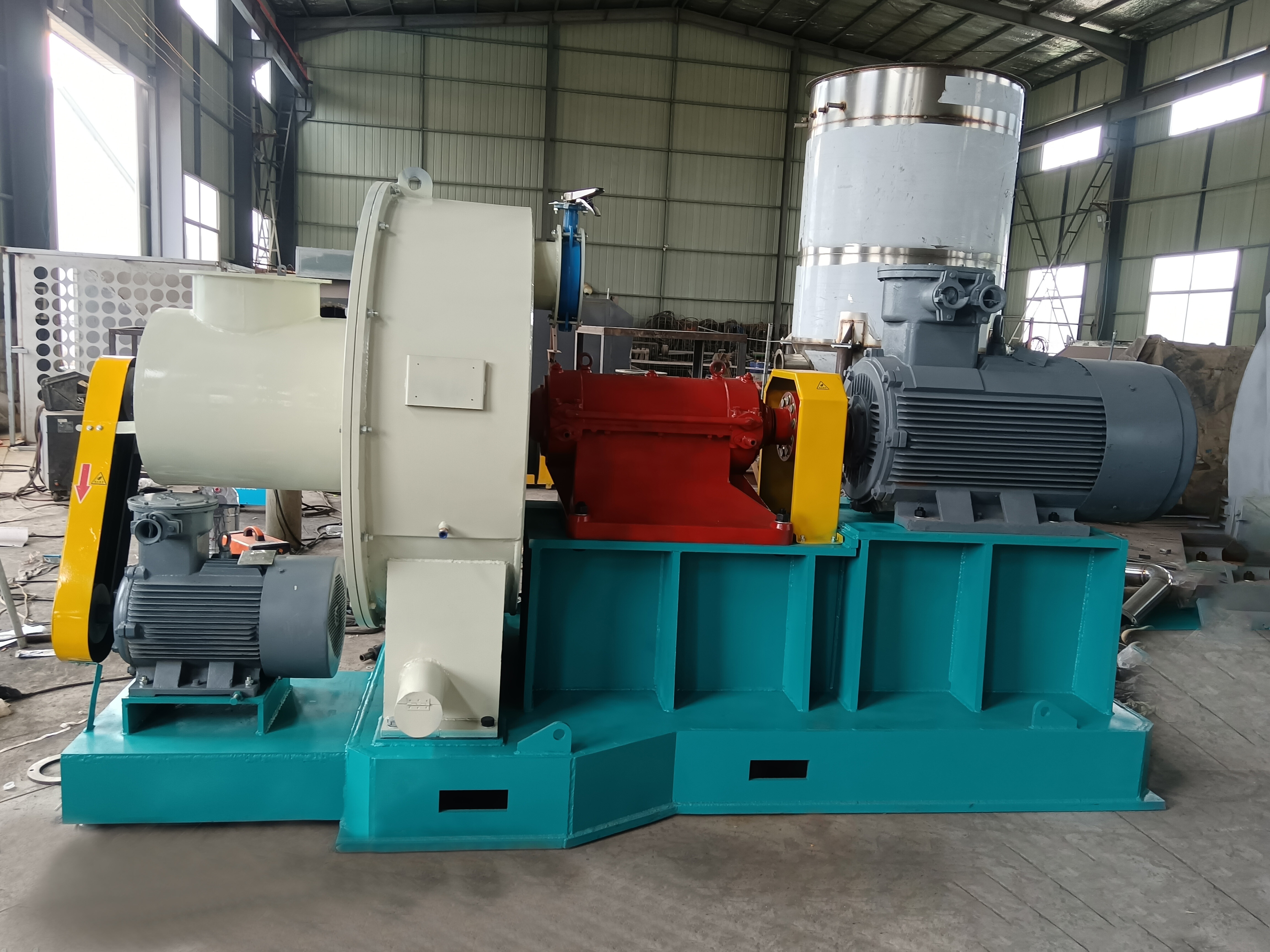 1400型超微粉碎机