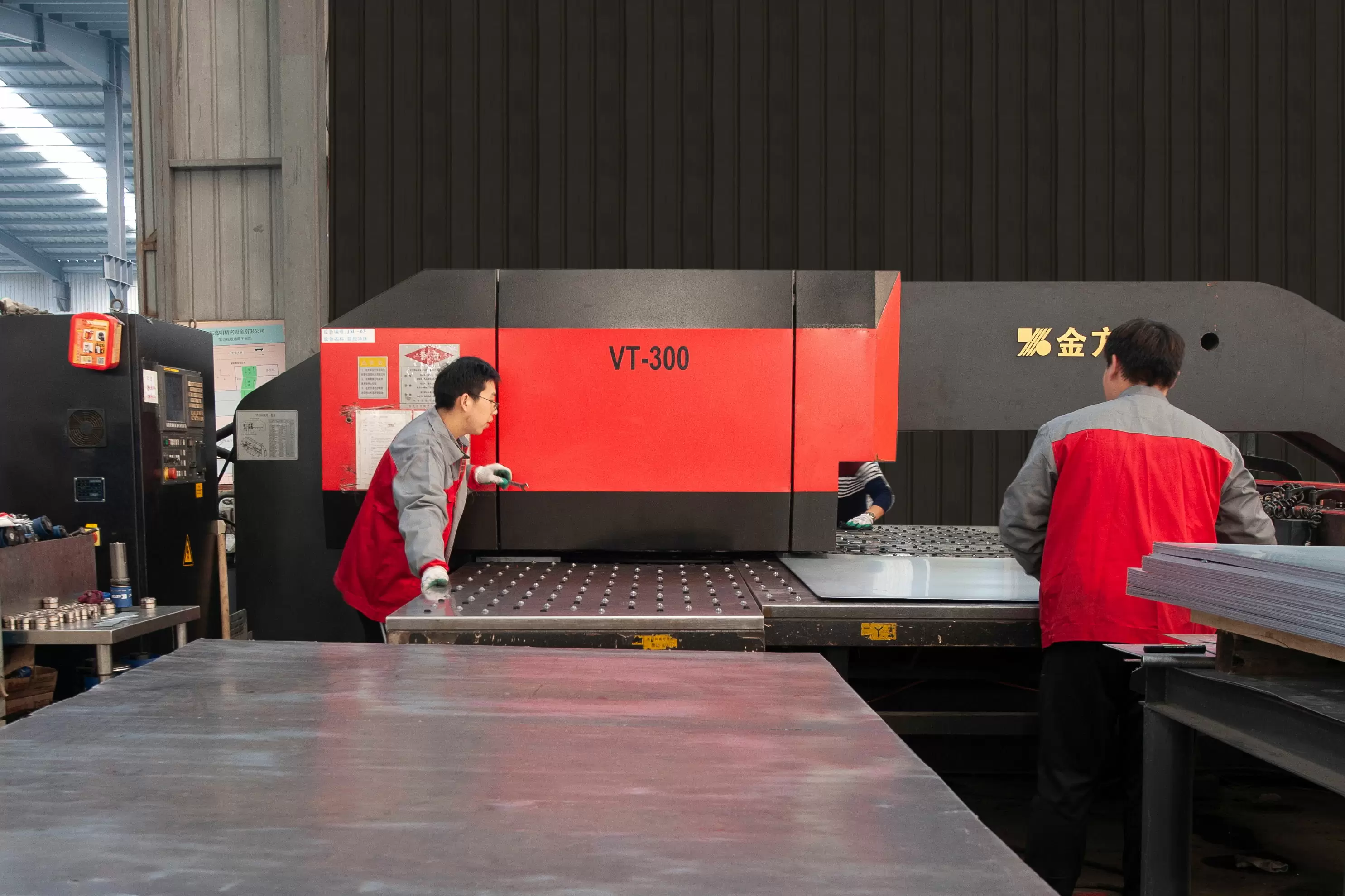 CNC tower punching machine