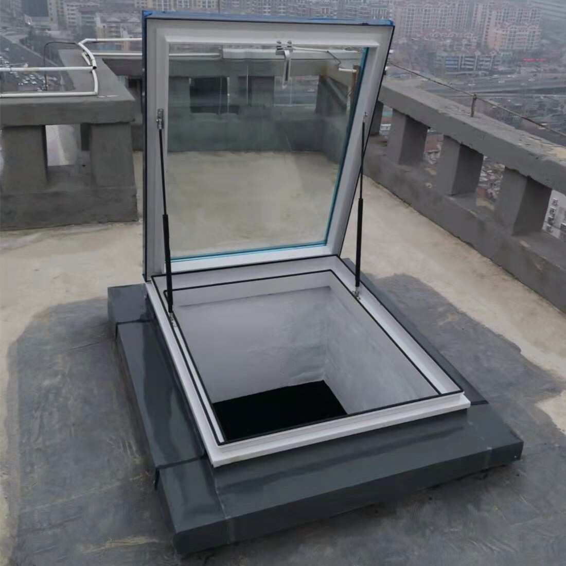 PST-L2鋁合金天窗