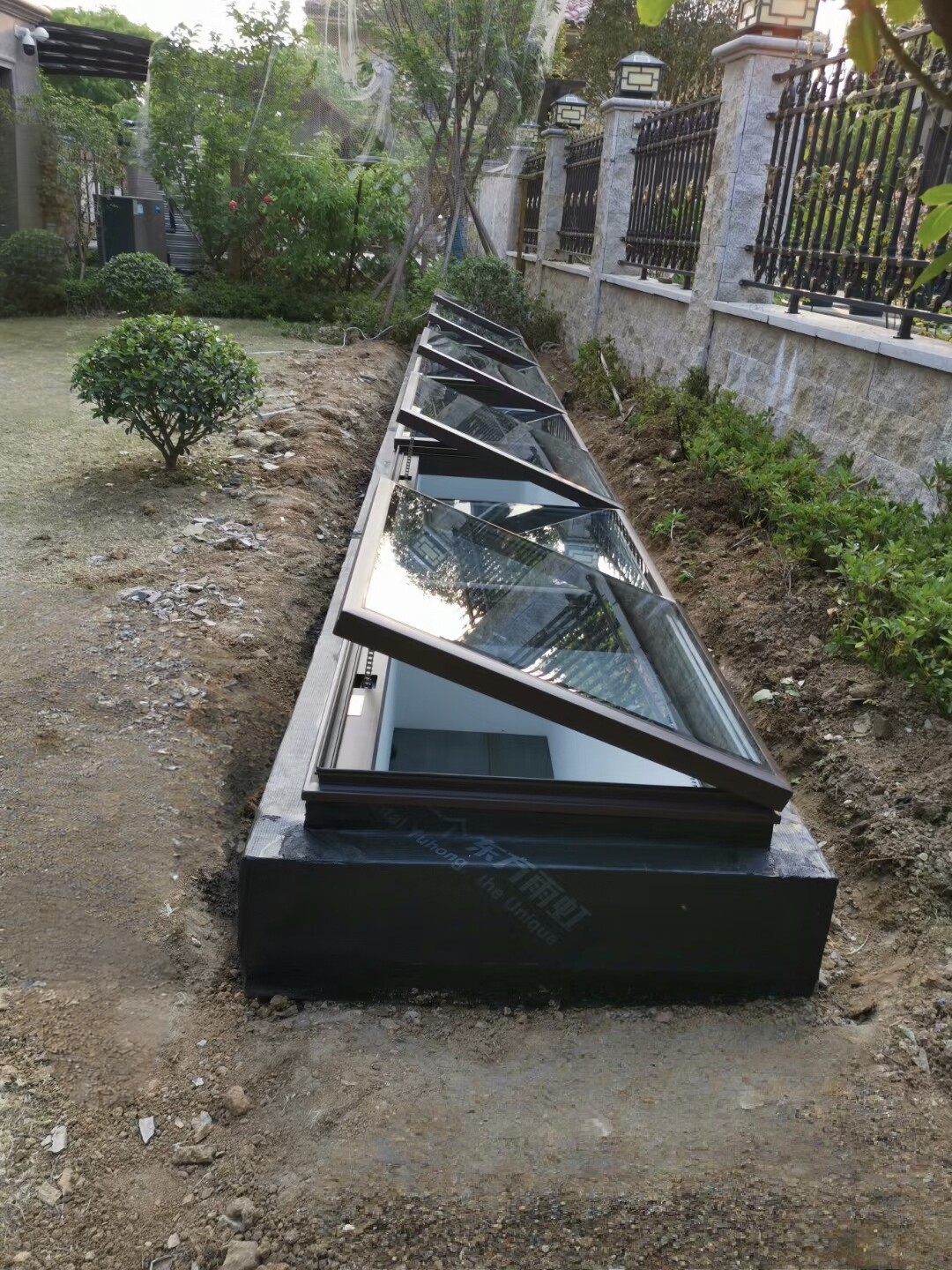 PST-L3铝合金天窗