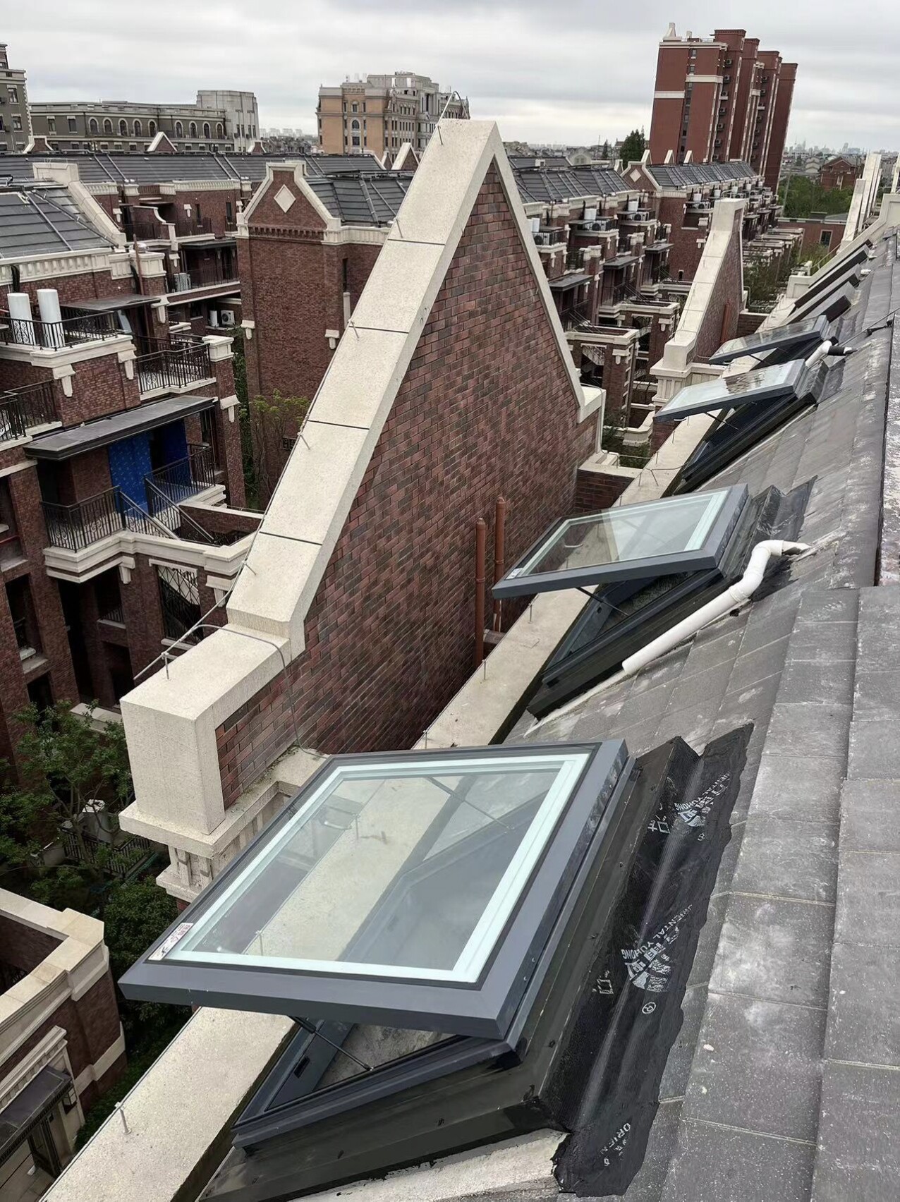 PST-D10断桥铝天窗