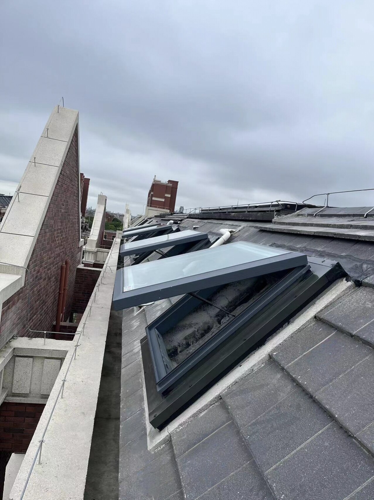 PST-D10断桥铝天窗