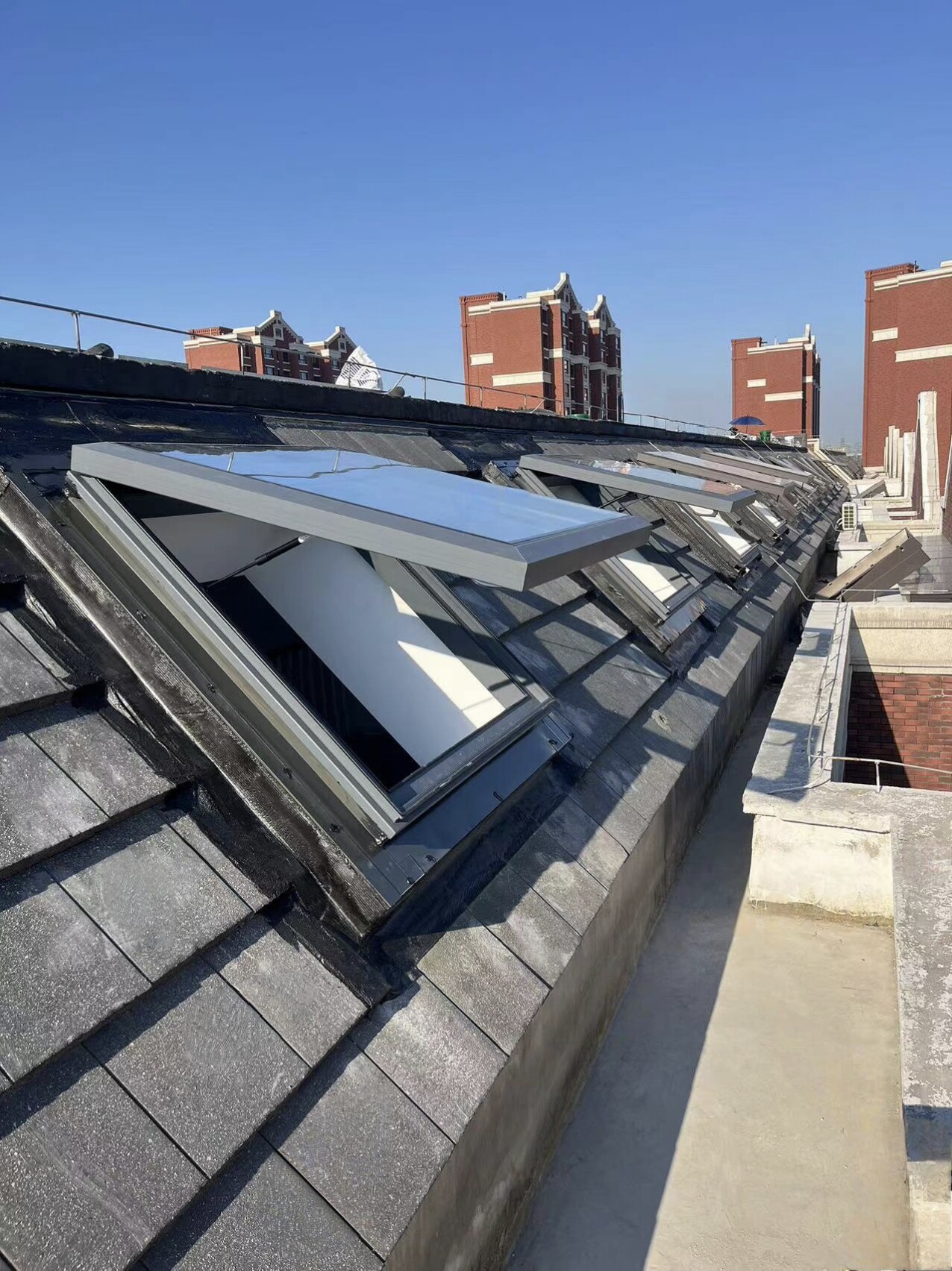 PST-D10断桥铝天窗