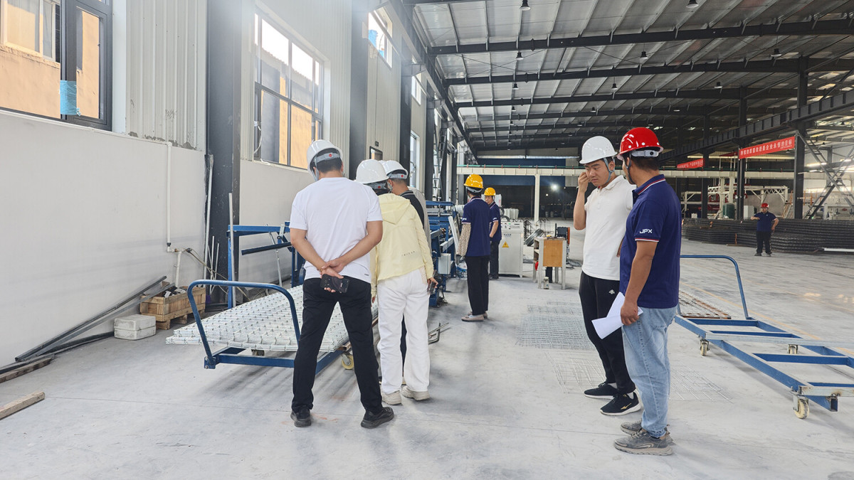 微信图片_20250611110526.jpg 1753414693807213491018637312.jpg