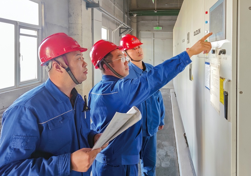 异辛烷车间联合技术部优化设备运行 日省电费五千多元