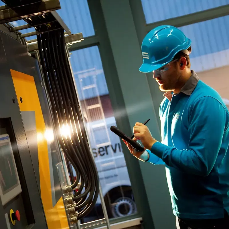 Select the right service level and keep your production running efficiently.