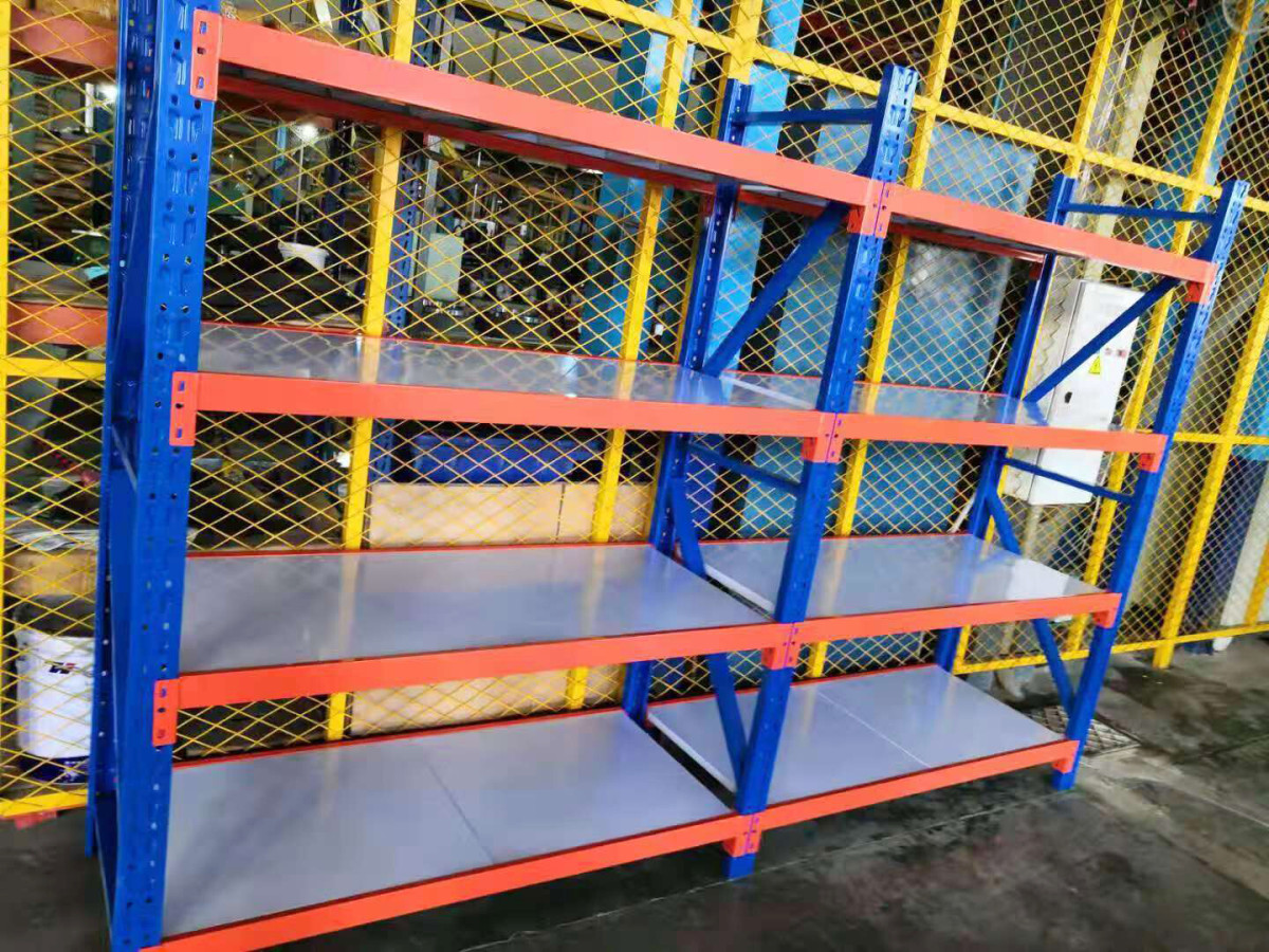 层板式货架.jpg