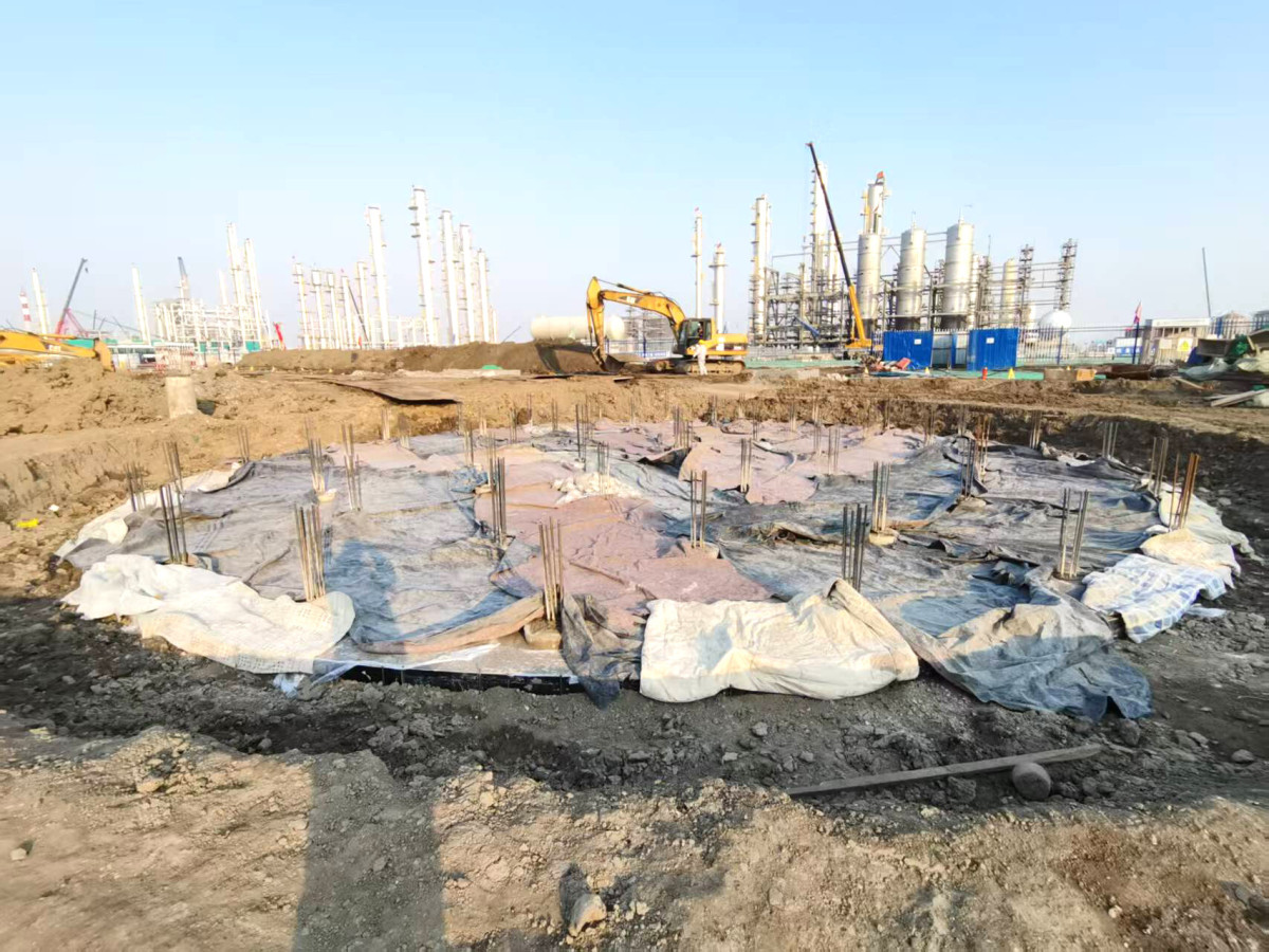 盘锦项目T-1353储罐垫层浇筑完成.jpg