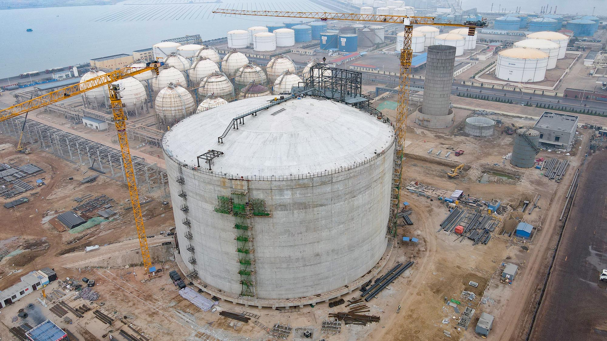 龙口港区液化烃12万m³低温丙烷储罐工程