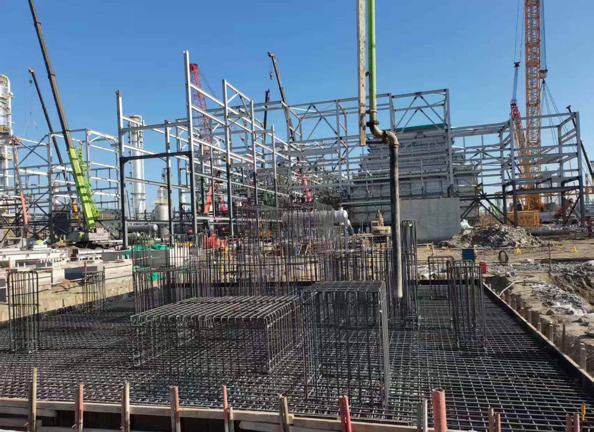 盘锦项目废减氧化单元空压机基础浇筑.jpg 盘锦项目废减氧化单元空压机基础浇筑.jpg