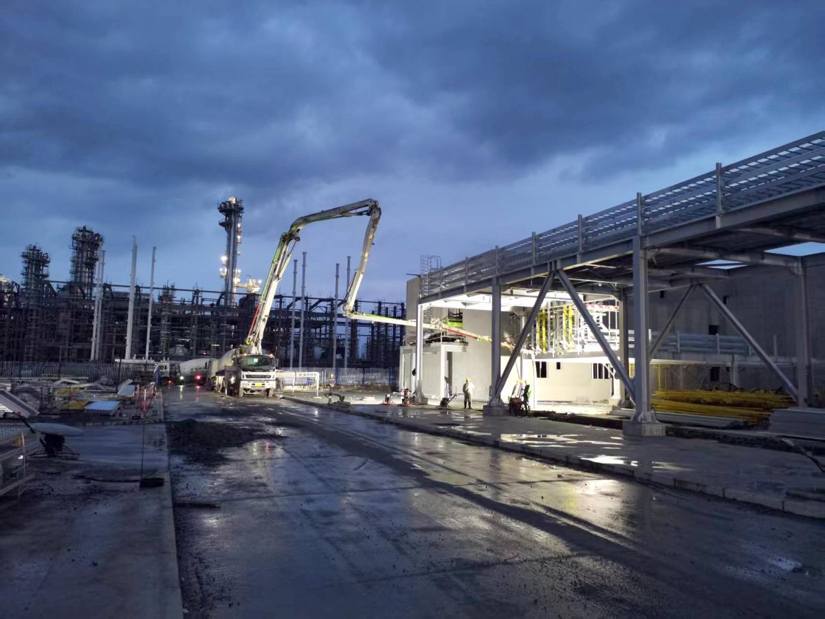 盘锦变电所地坪浇筑混凝土.jpg 盘锦变电所地坪浇筑混凝土.jpg